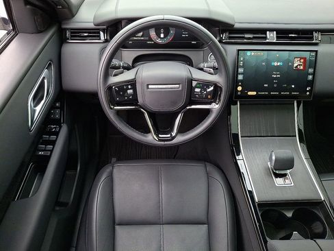 Certified 2026 Land Rover Range Rover Velar Dynamic SE image 11