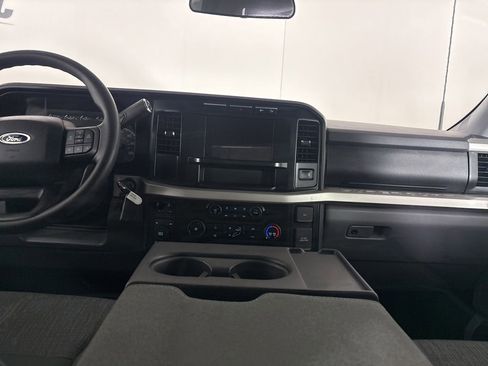 Used 2024 Ford F350 XLT w/ FX4 Off-Road Package AWD/4WD image 22