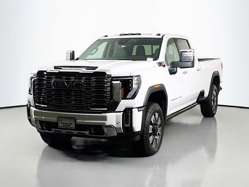 New 2026 GMC Sierra 3500 Denali w/ Denali Reserve Package image 3