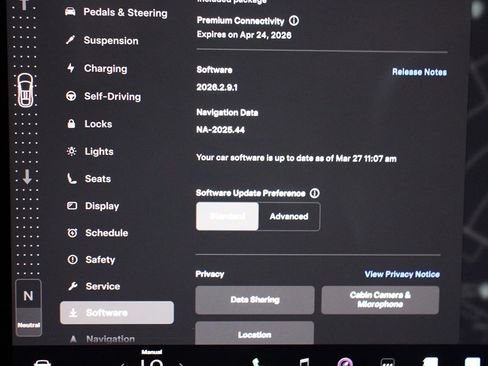 Used 2023 Tesla Model X image 29