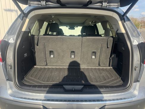 Used 2023 Subaru Ascent Touring image 19