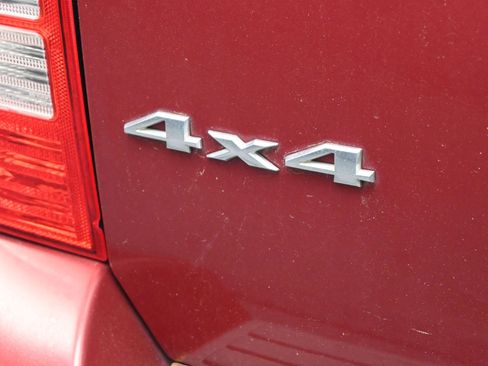 Used 2015 Jeep Patriot High Altitude AWD/4WD image 36