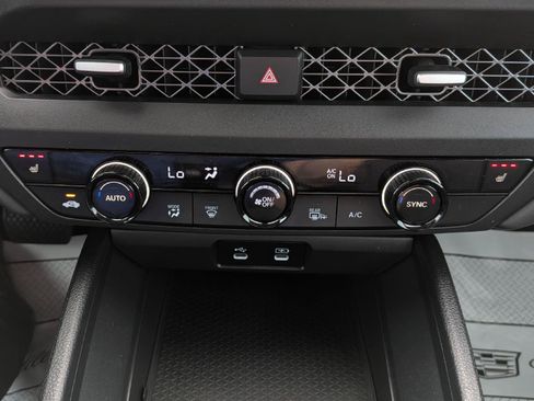Certified 2023 Honda Accord EX image 22