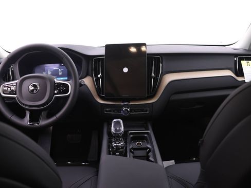New 2026 Volvo XC60 B5 Plus w/ Protection Package Premier AWD/4WD image 8