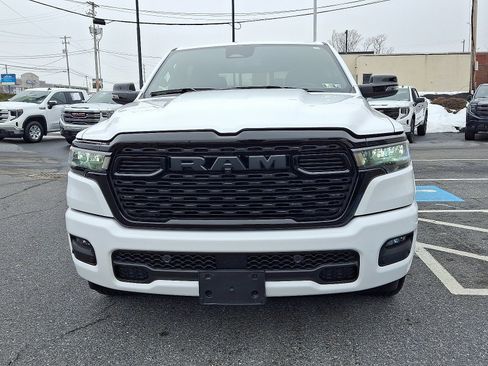 Used 2025 RAM 1500 Big Horn AWD/4WD image 2