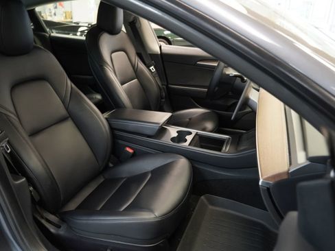 Used 2022 Tesla Model 3 Performance AWD/4WD image 33