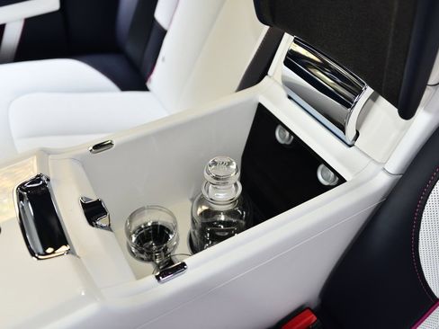 Used 2021 Rolls-Royce Ghost image 22