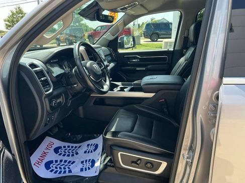 Used 2022 RAM 1500 Laramie AWD/4WD image 11