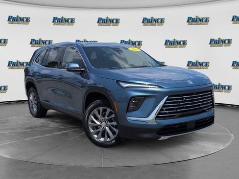 Used 2026 Buick Enclave Preferred FWD image 3