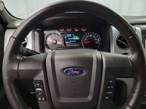 Used 2014 Ford F150 FX4 w/ Equipment Group 402A Luxury AWD/4WD image 16