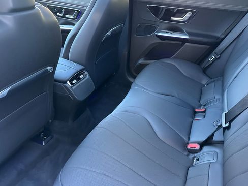 New 2026 Mercedes-Benz EQE 320 4MATIC SUV image 21