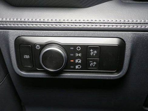 Used 2025 Ford Mustang GT Premium image 35