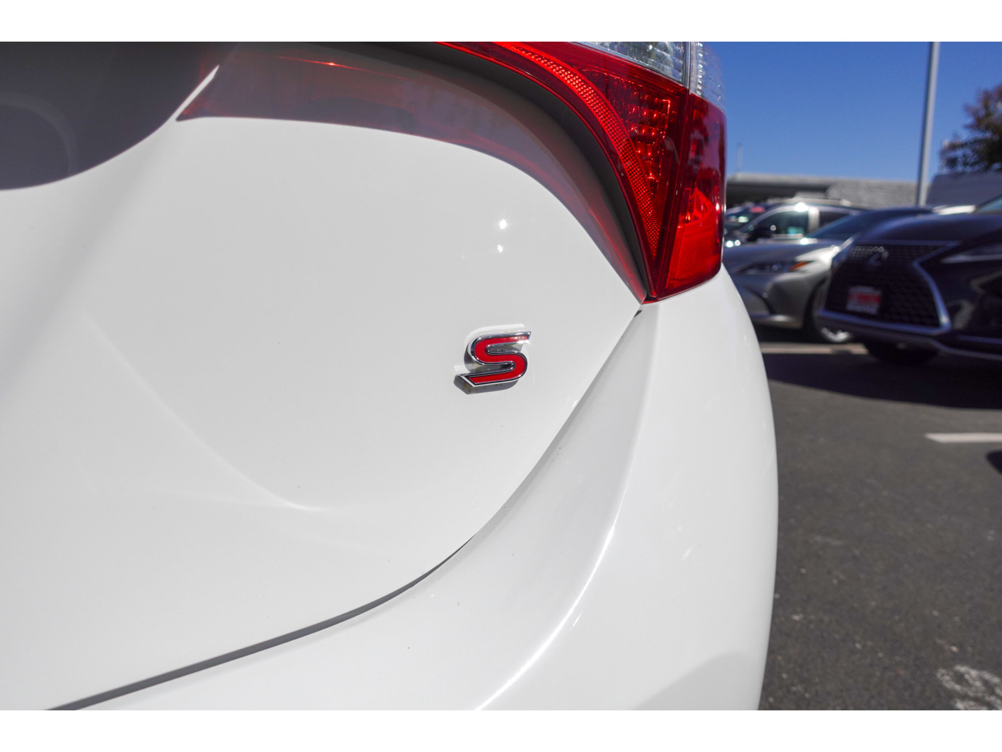 Used 2015 Toyota Corolla S Premium FWD image 27