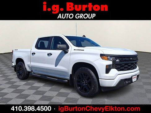Used 2023 Chevrolet Silverado 1500 Custom w/ LPO, Dark Essentials Package AWD/4WD image 1