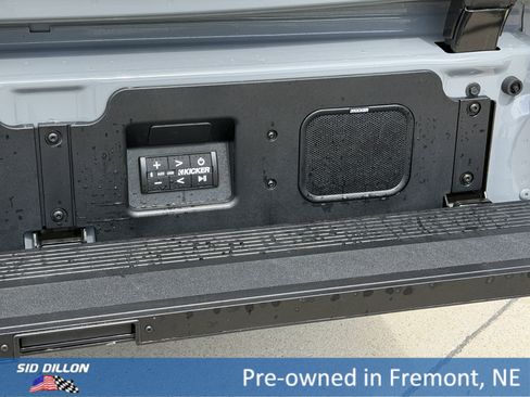 Used 2025 GMC Sierra 1500 AT4X image 8