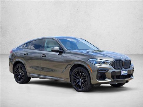 Used 2022 BMW X6 M50i w/ Executive Package AWD/4WD image 3