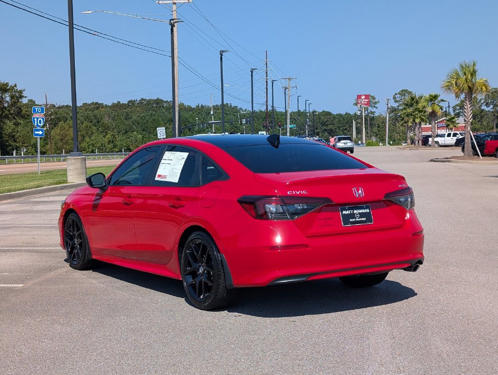 Used 2025 Honda Civic Sport image 3