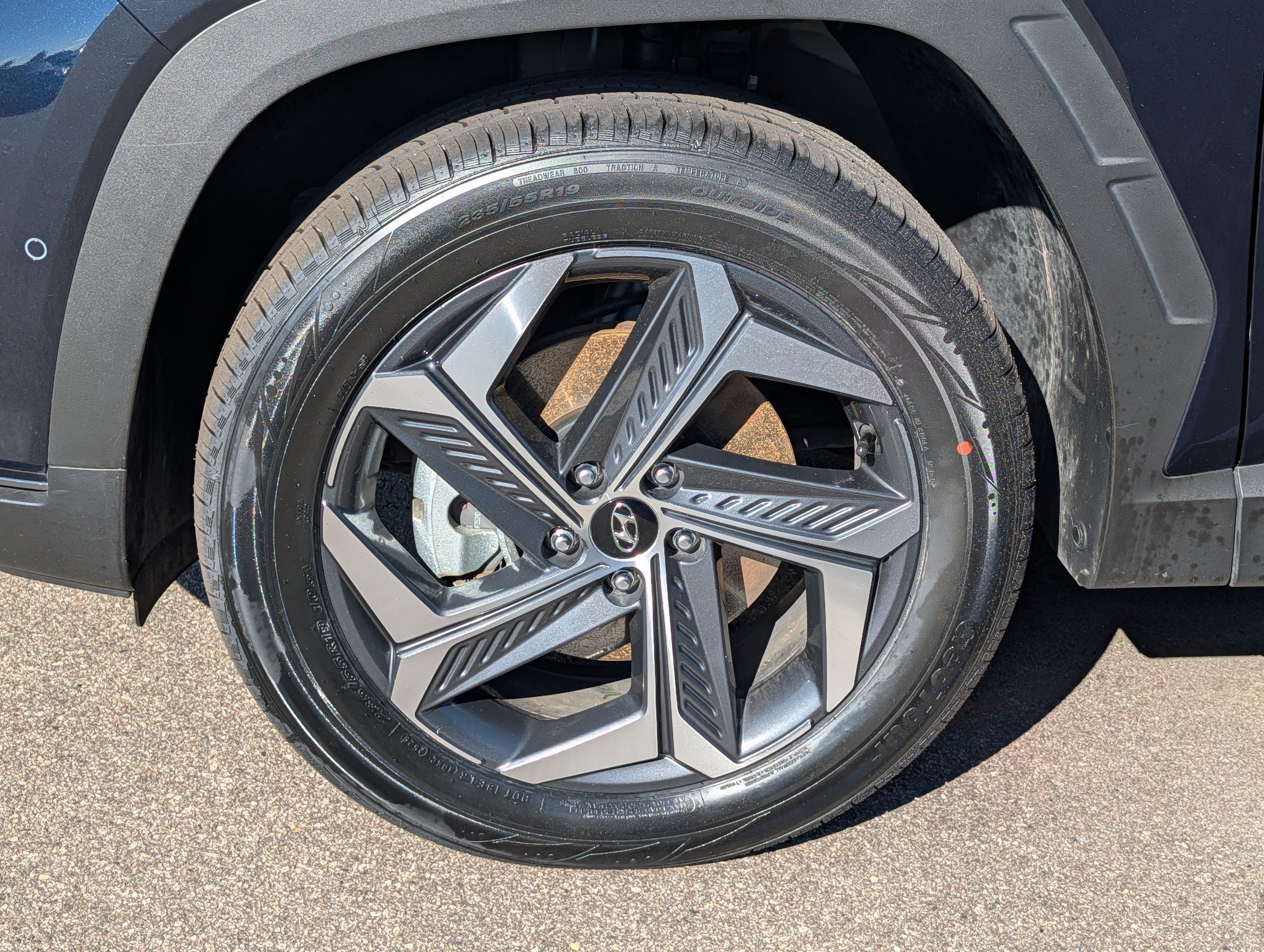 Certified 2024 Hyundai Tucson Limited AWD/4WD image 15