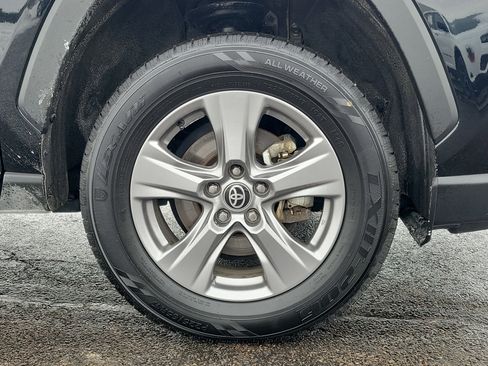 Used 2024 Toyota RAV4 XLE image 5