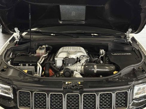 Used 2021 Jeep Grand Cherokee Trackhawk image 23