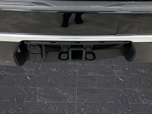 Used 2023 GMC Yukon Denali w/ Denali Reserve Package image 39