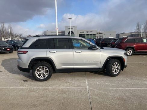 Certified 2022 Jeep Grand Cherokee Limited image 5