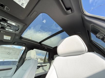 New 2026 Chevrolet Tahoe Premier w/ Sun And Tow Package