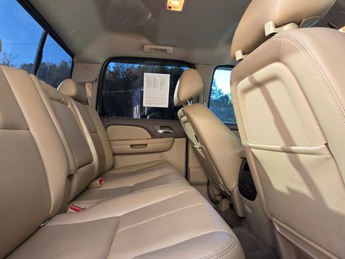 Used 2013 Chevrolet Silverado 1500 LTZ w/ LTZ White Diamond Edition image 18