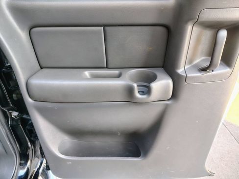 Used 2004 Chevrolet Silverado 2500 LT w/ Skid Plate Package AWD/4WD image 14