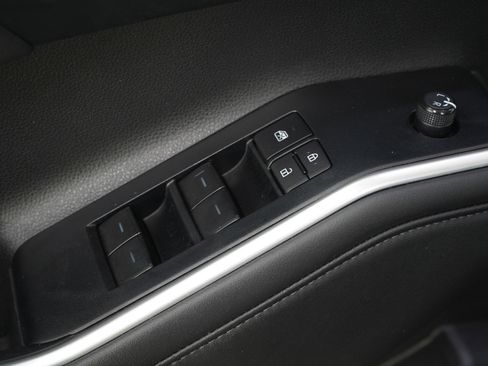 Used 2025 Toyota Highlander XSE AWD/4WD image 23