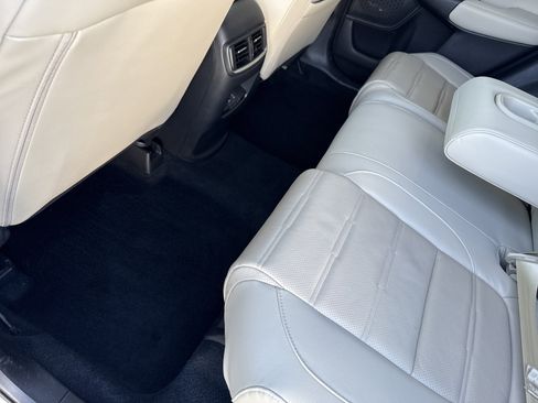 Used 2020 Honda CR-V Touring image 34