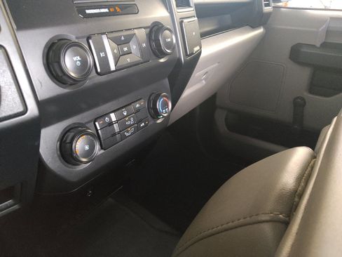 Used 2020 Ford F150 XL RWD image 26