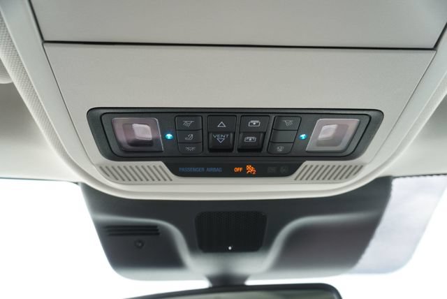 Used 2025 Ford Expedition Max Platinum w/ Platinum Ultimate Package AWD/4WD image 46