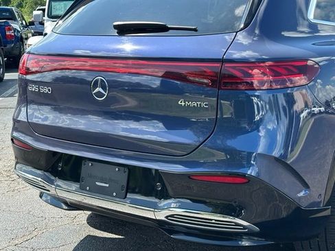 Used 2023 Mercedes-Benz EQS 580 4MATIC SUV image 15