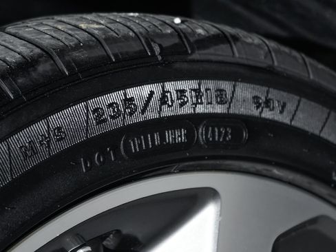 Used 2021 Hyundai Kona Limited FWD image 42