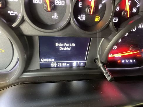 Used 2019 Chevrolet Silverado 1500 Custom Trail Boss w/ Custom Convenience Package AWD/4WD image 25