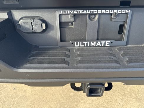 Used 2024 Toyota Tundra Limited image 8