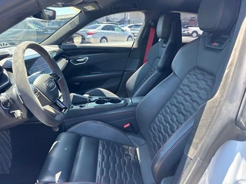 Used 2022 Audi RS e-tron GT AWD/4WD image 9