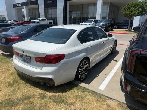 Used 2018 BMW 530i xDrive AWD/4WD image 3