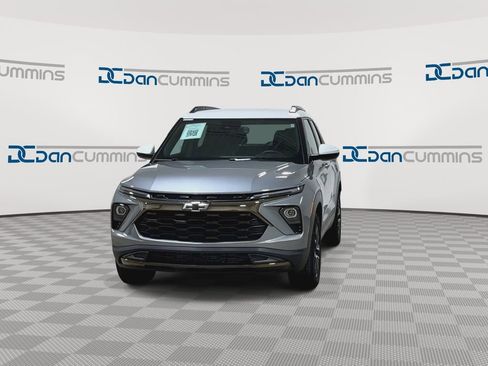 Used 2025 Chevrolet TrailBlazer ACTIV w/ Convenience Package AWD/4WD image 4