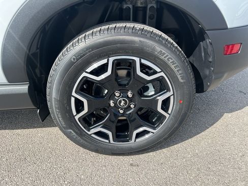 New 2026 Ford Bronco Sport Outer Banks image 22