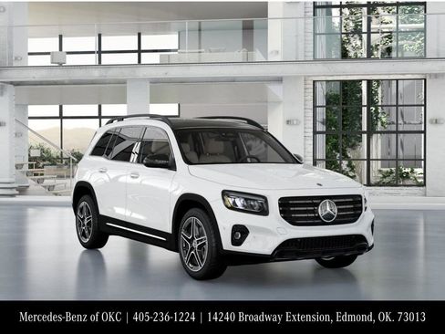 Used 2026 Mercedes-Benz GLB 250 4MATIC image 10