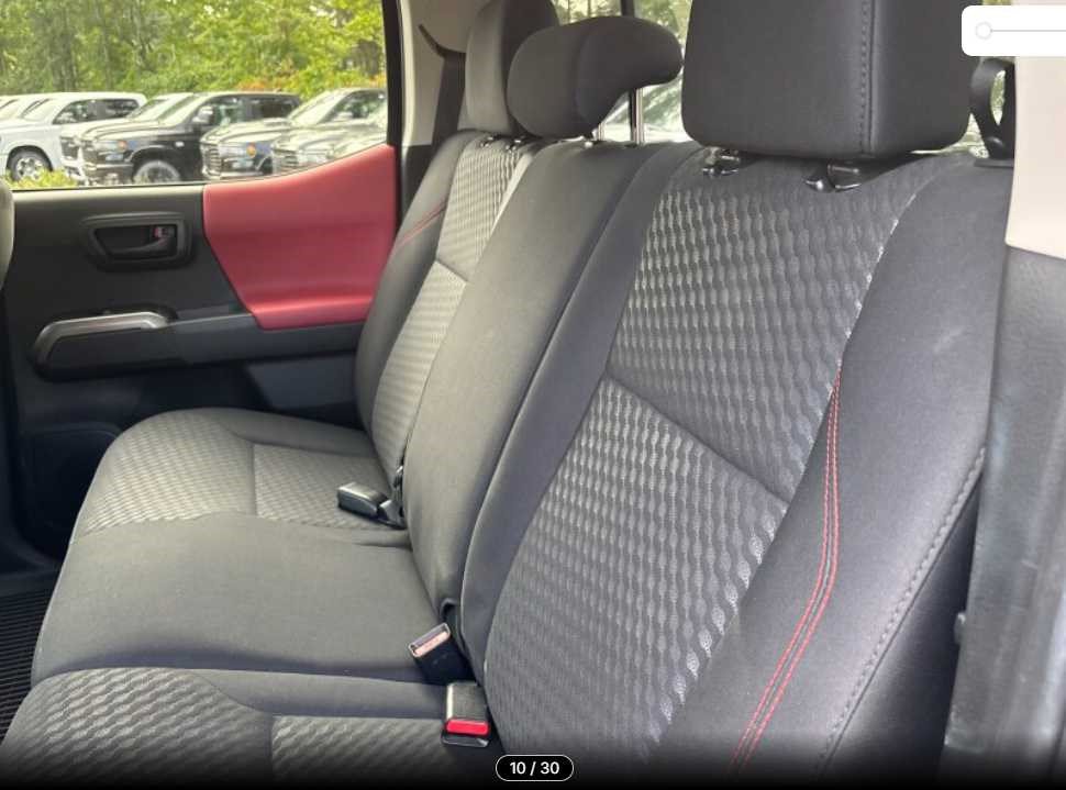 Used 2023 Toyota Tacoma SR5 w/ Black Out Package (TMS) AWD/4WD image 8