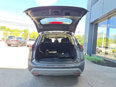 Used 2023 Nissan Rogue SV AWD/4WD image 6