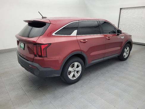 Used 2021 Kia Sorento LX AWD/4WD image 10