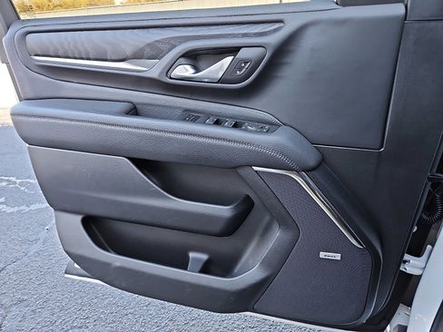 Used 2024 GMC Yukon Denali image 13