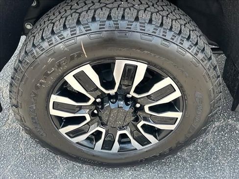 New 2026 GMC Sierra 2500 Denali Ultimate AWD/4WD image 18
