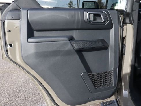 New 2025 Ford Bronco Badlands image 39