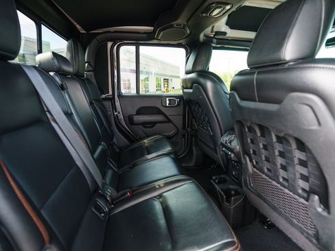 Used 2021 Jeep Gladiator Mojave AWD/4WD image 41