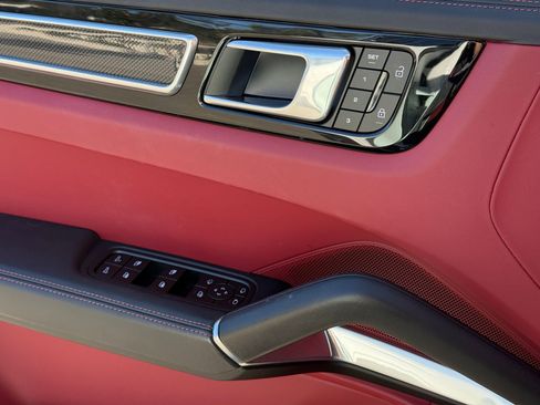 Certified 2023 Porsche Cayenne Turbo image 27